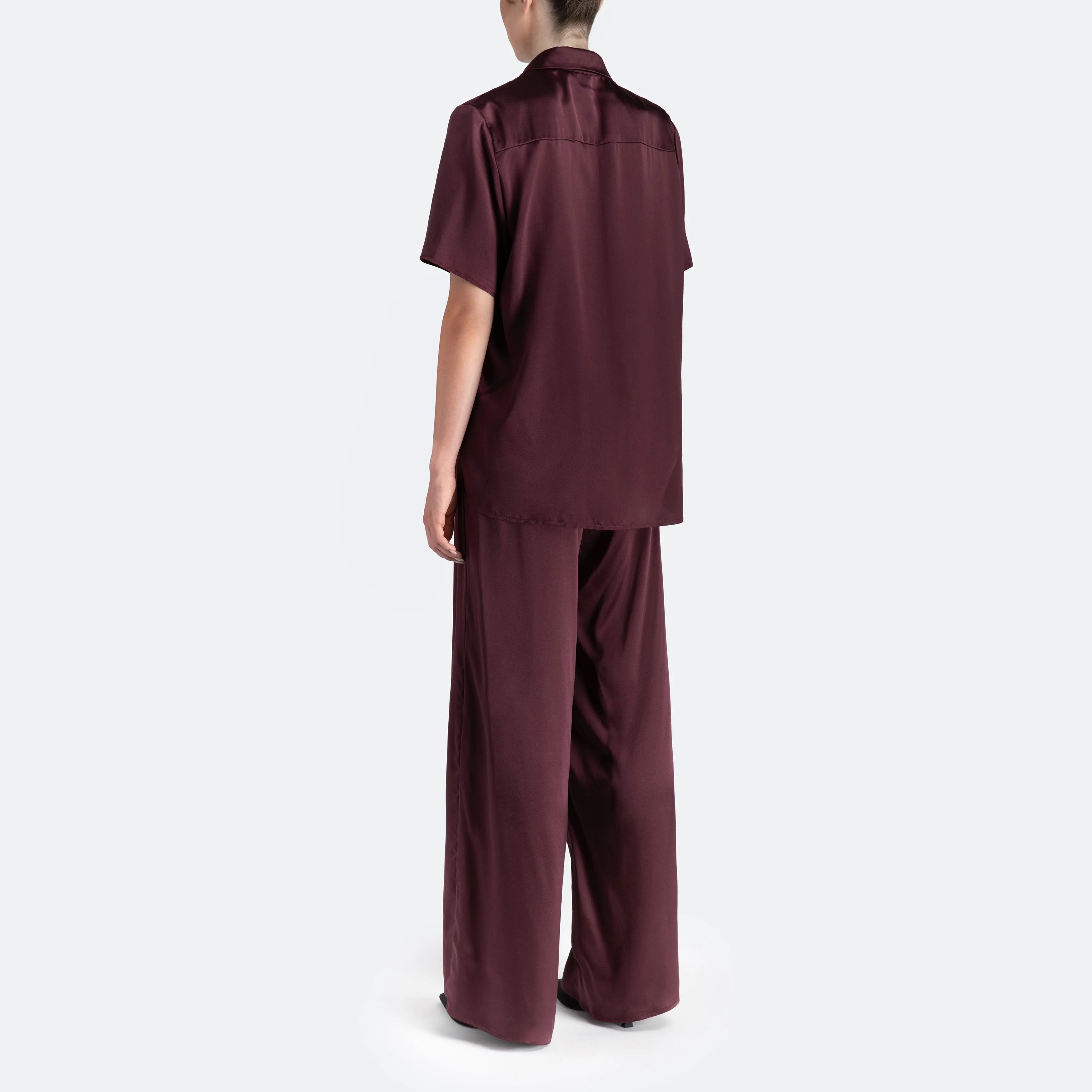 Studio Essential - Short Sleeve Blouse - Pinot - Image 3