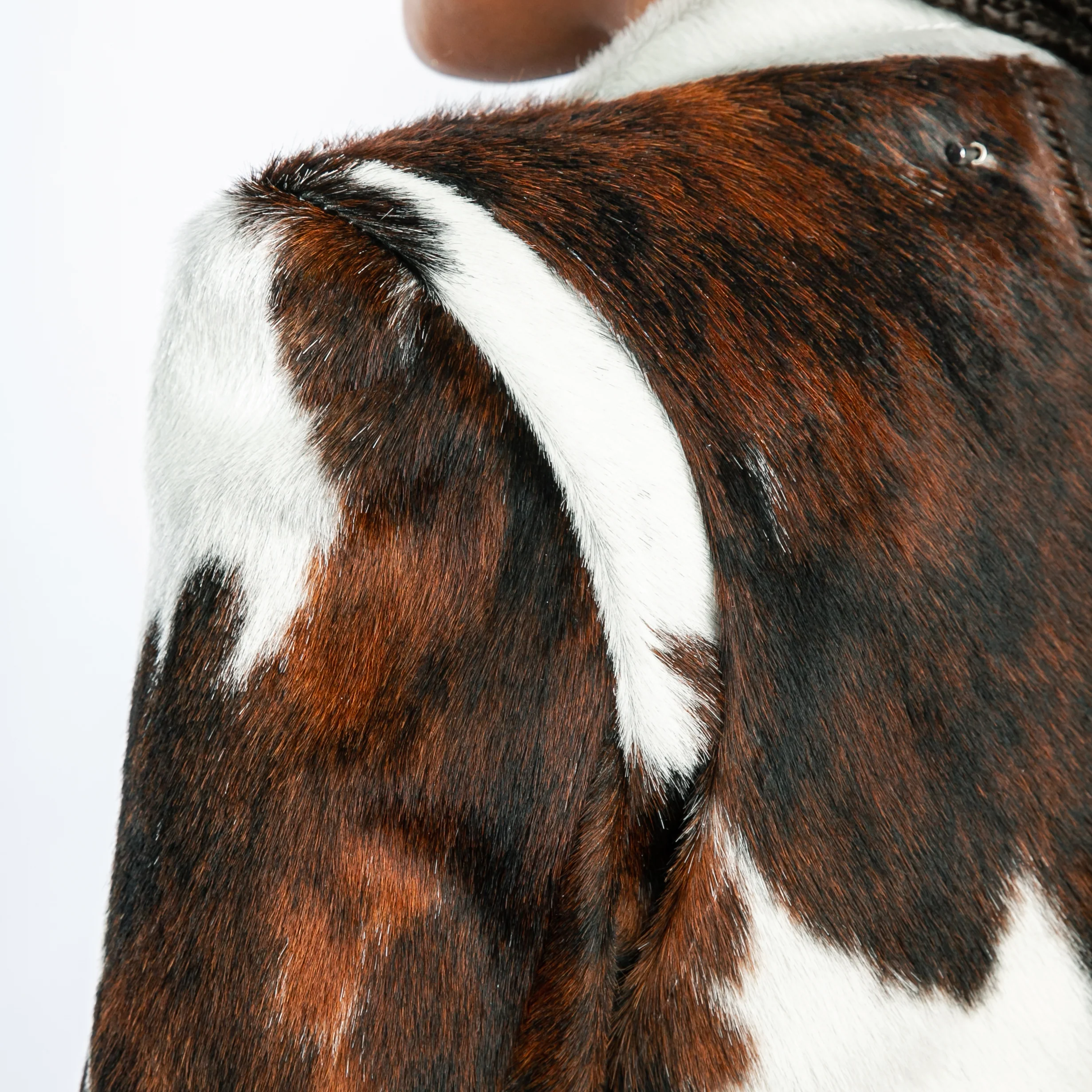 THE COWHIDE MAUD - Image 5