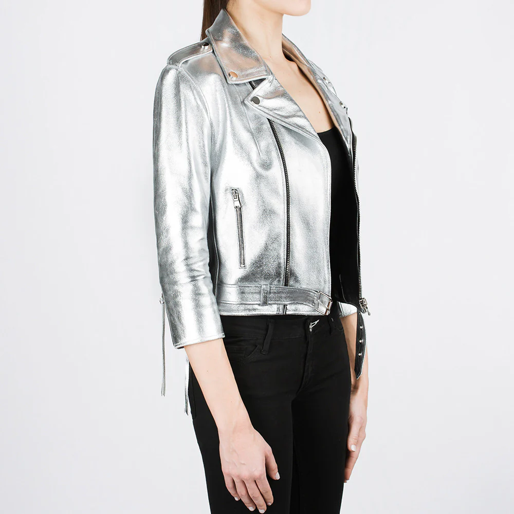 THE JOAN - Image 3